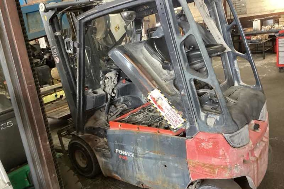 9018147 smarte 2 leftside