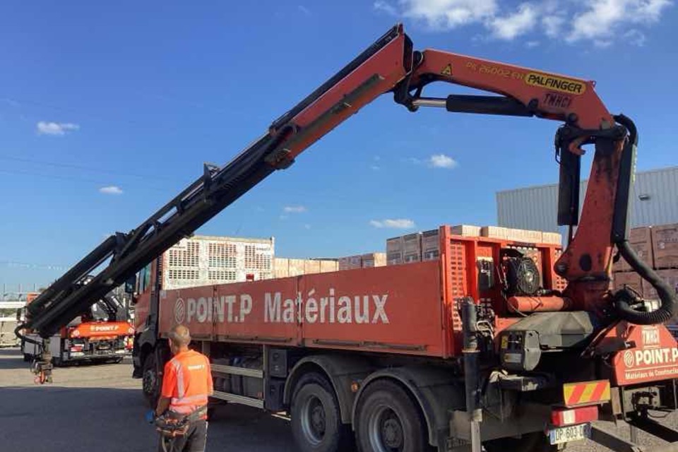 9025035 smarte 1 leftquarter fils 9025041