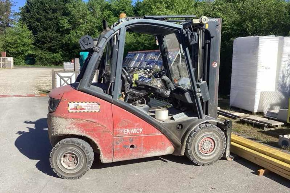 9012935 smarte 1 leftquarter