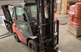 9014415 1 smarte 1 leftquarter