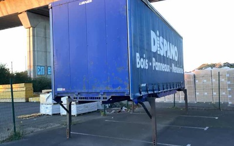 9025475 smarte 1 leftquarter