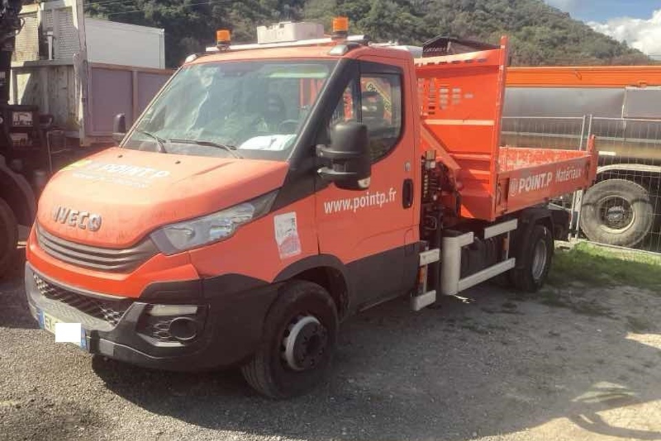 9046552 smarte 1 leftquarter