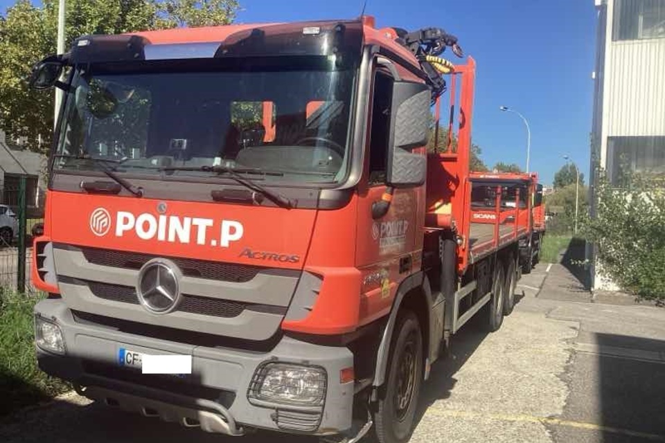 9020176 smarte 1 leftquarter