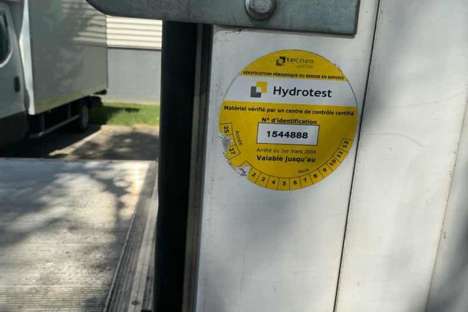 9049972 smarteresale1 fils 9056529