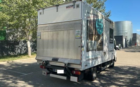 9049972 smarte 4 rightquarter