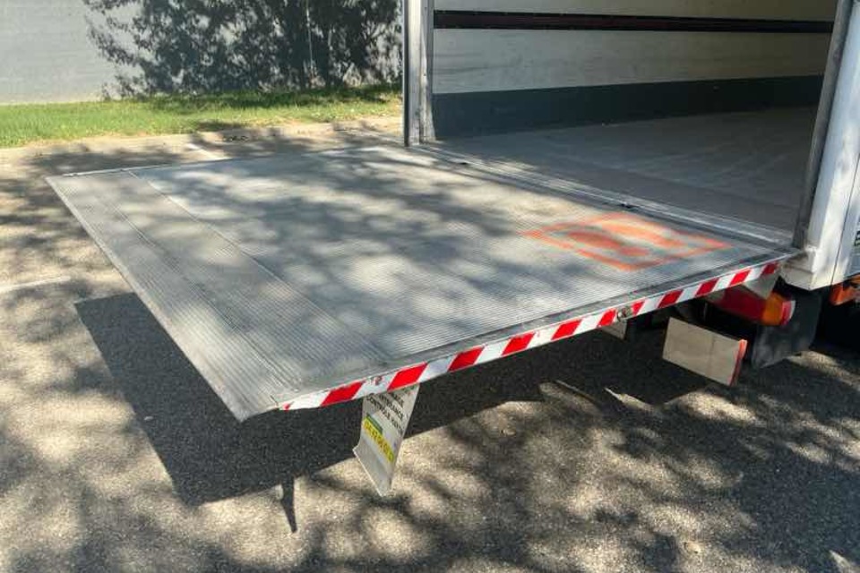 9049972 smarte 4 rightquarter fils 9056529