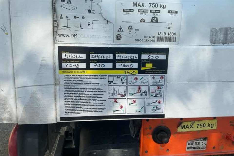 9049972 smarte 1 leftquarter fils 9056529