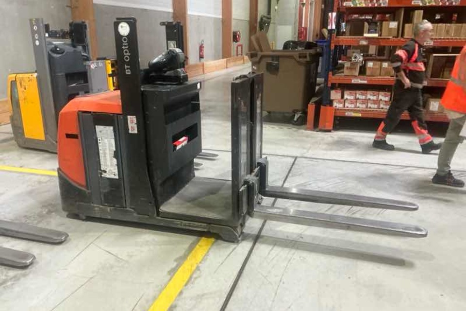 9025686 smarte 5 rightside