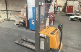 9035655 smarte 1 leftquarter