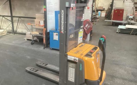 9035655 smarte 1 leftquarter