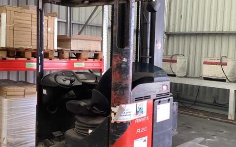 9022704 smarte 1 leftquarter