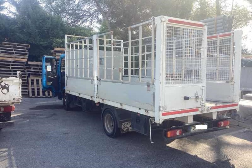 9048548 smarte 1 leftquarter