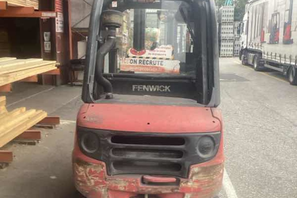 9019822 smarte 3 rear