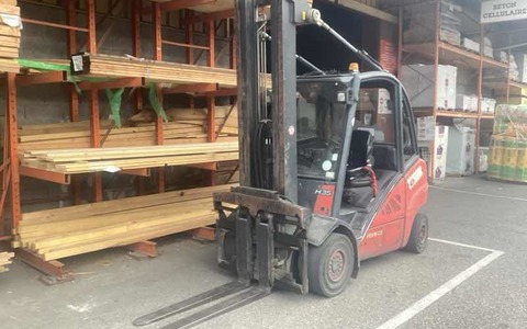 9019822 smarte 1 leftquarter