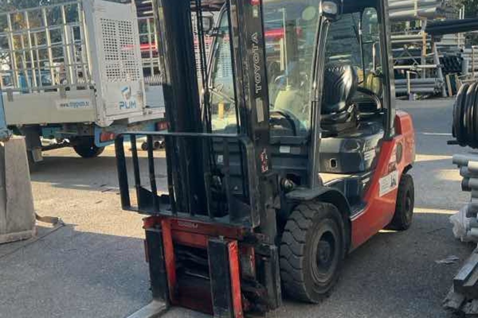 9037185 smarte 4 rightquarter