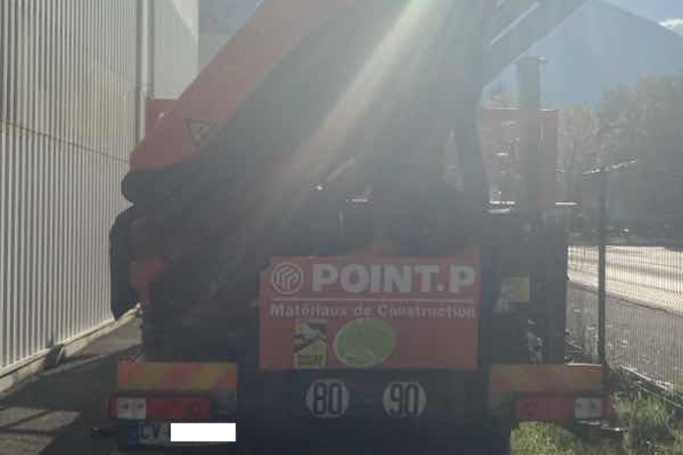 9020260 smarte 3 rear