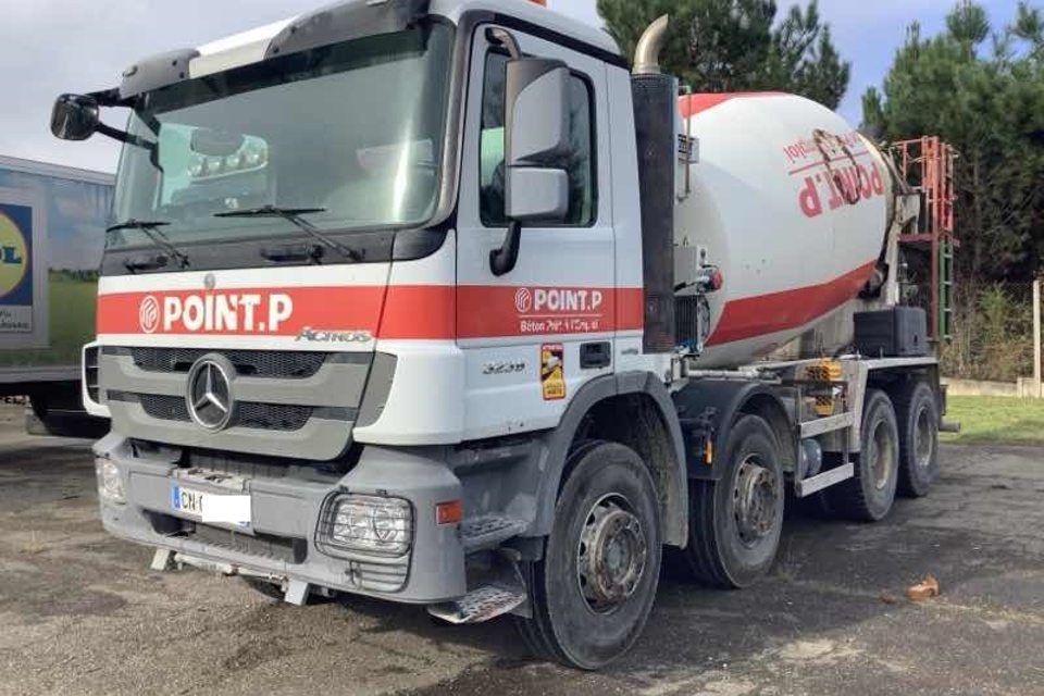 9032501 smarte 1 leftquarter