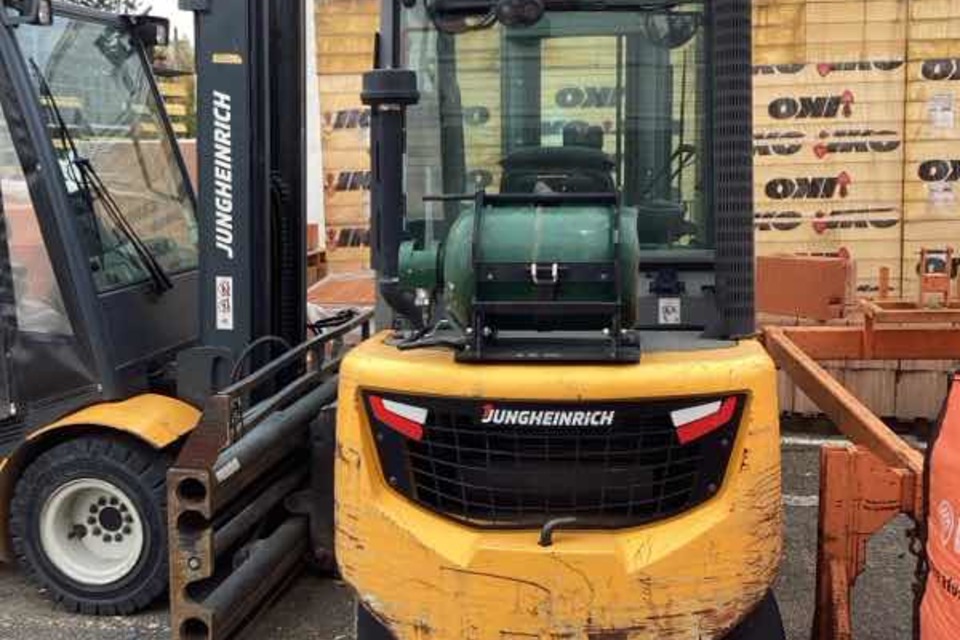 9046462 smarte 3 rear