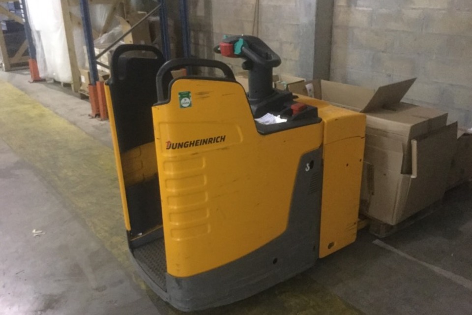 9038394 smarte 1 leftquarter