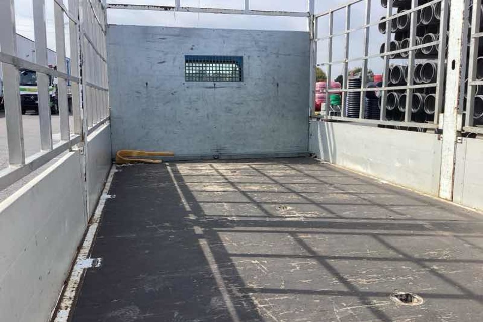 9055248 smarte 4 rightquarter