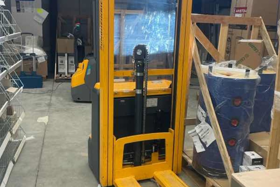 9014865 smarte 4 rightquarter