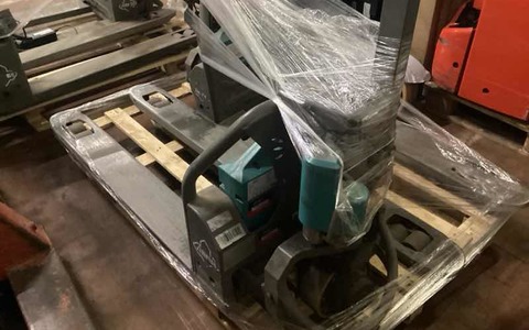 9063458 smarte 1 leftquarter