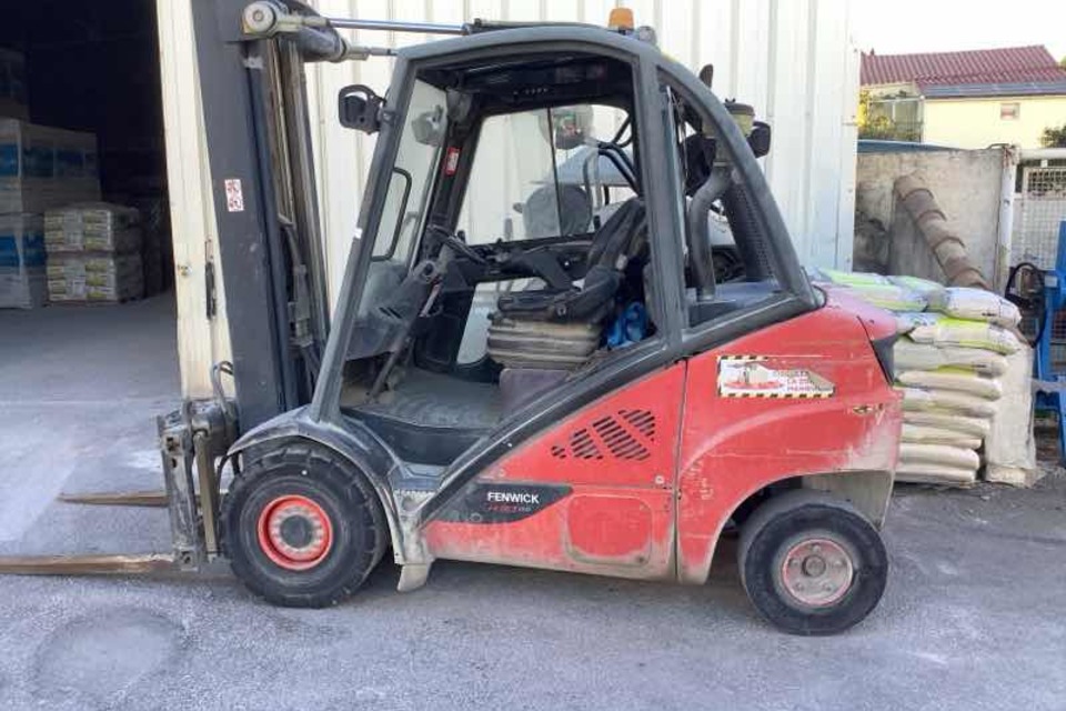 9032077 smarte 1 leftquarter