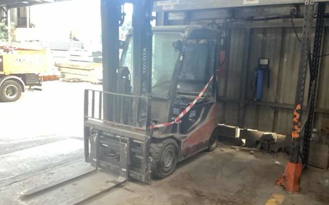 9044450 smarte 1 leftquarter