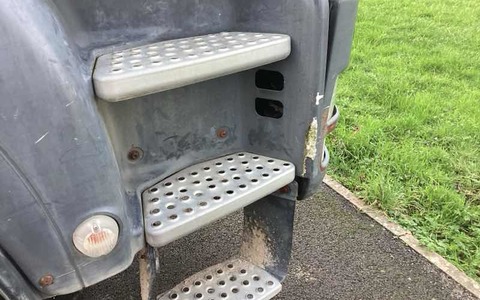 9001745 smarteresale9