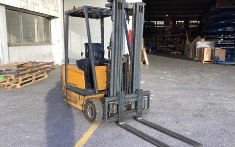 9030044 smarte 4 rightquarter