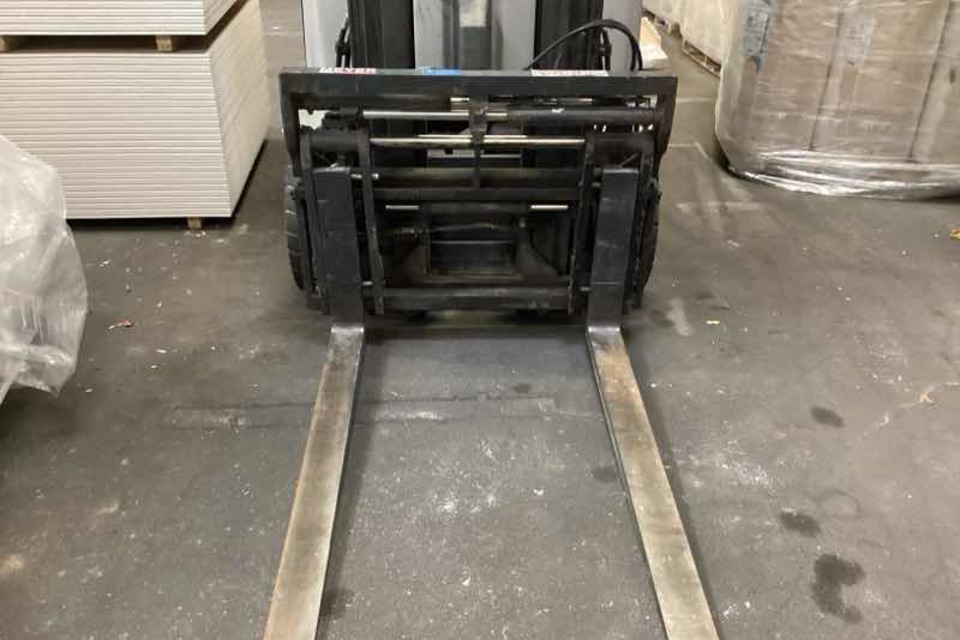 9024570 smarte 1 leftquarter