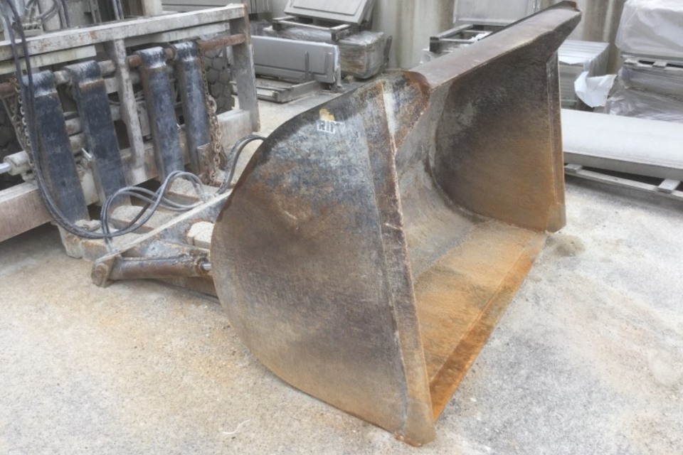 9024608 smarte 4 rightquarter