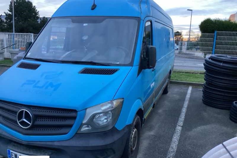 9046593 smarte 4 rightquarter