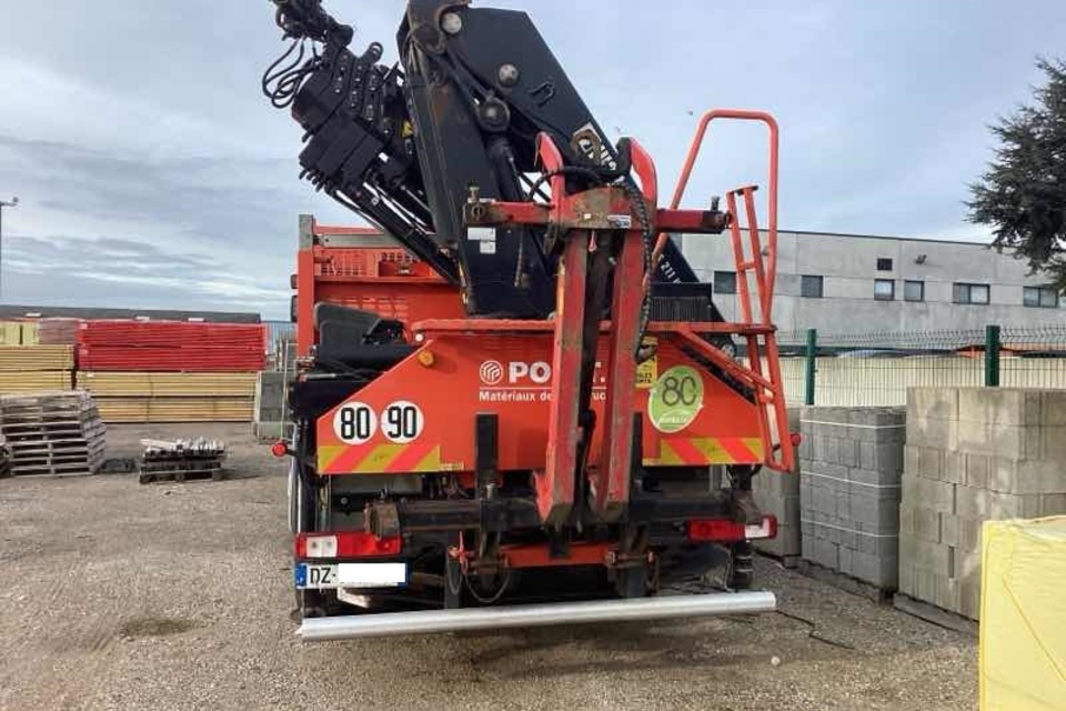 9029120 1 smarte 3 rear