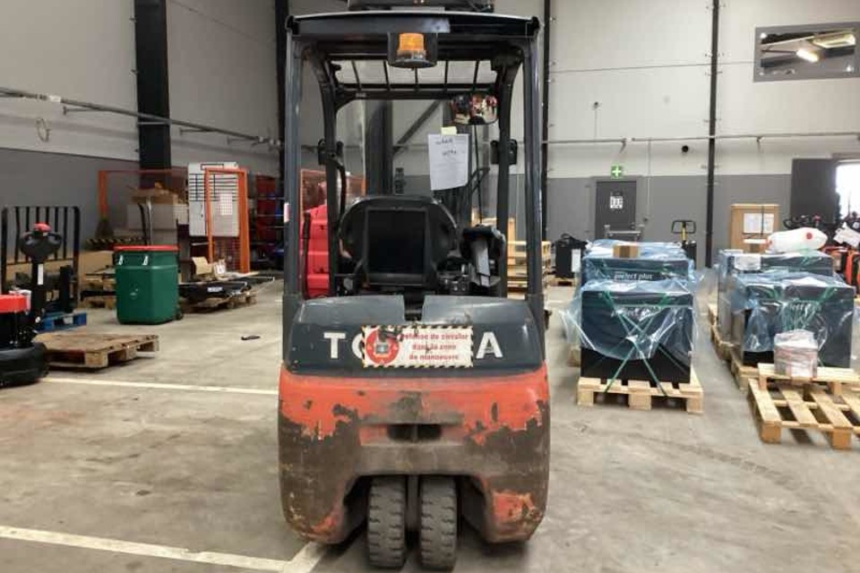 9001779 1 smarte 3 rear