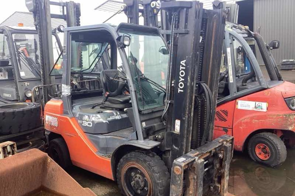 9001361 smarte 1 leftquarter