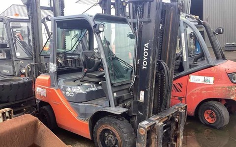 9001361 smarte 1 leftquarter