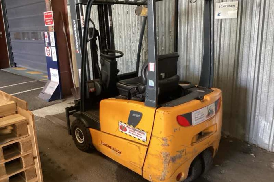 9028410 smarteresale1