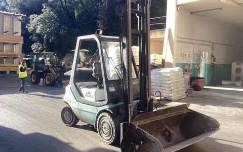 9018282 smarte 4 rightquarter