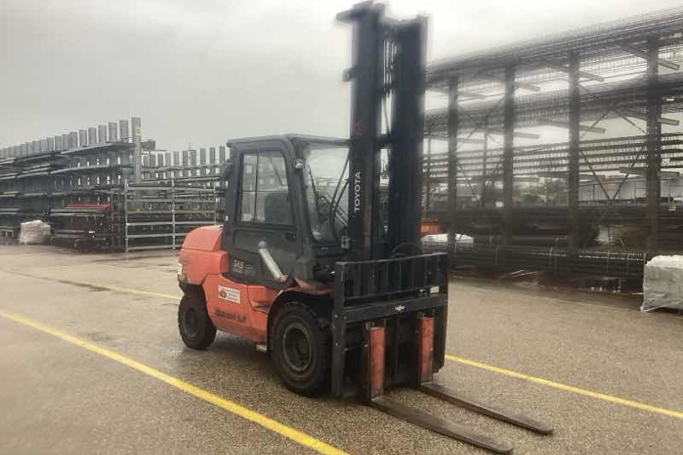 9019683 smarte 4 rightquarter