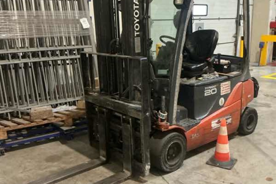 9018350 smarte 1 leftquarter