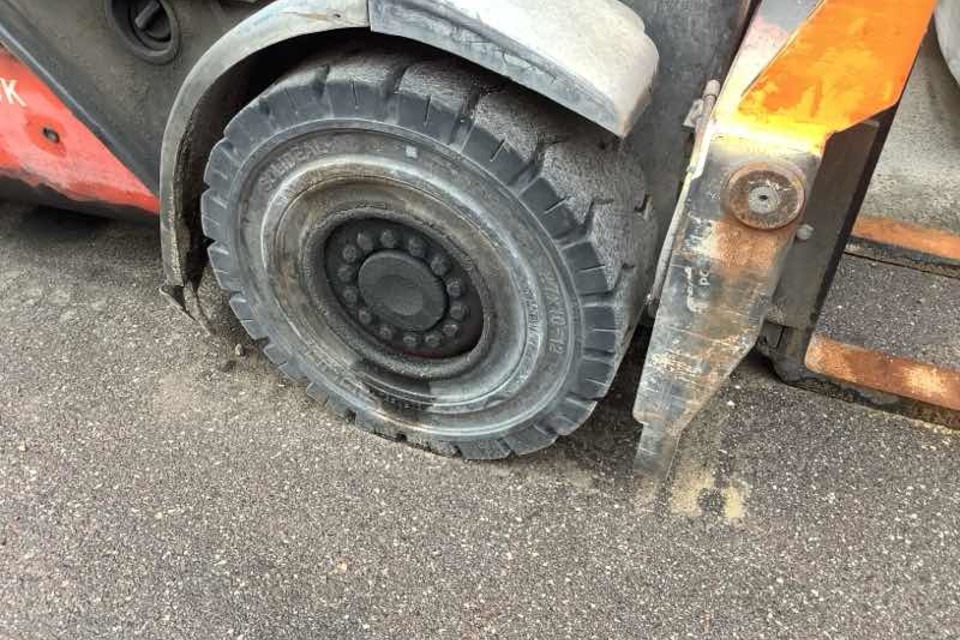 9027082 smarte 4 rightquarter