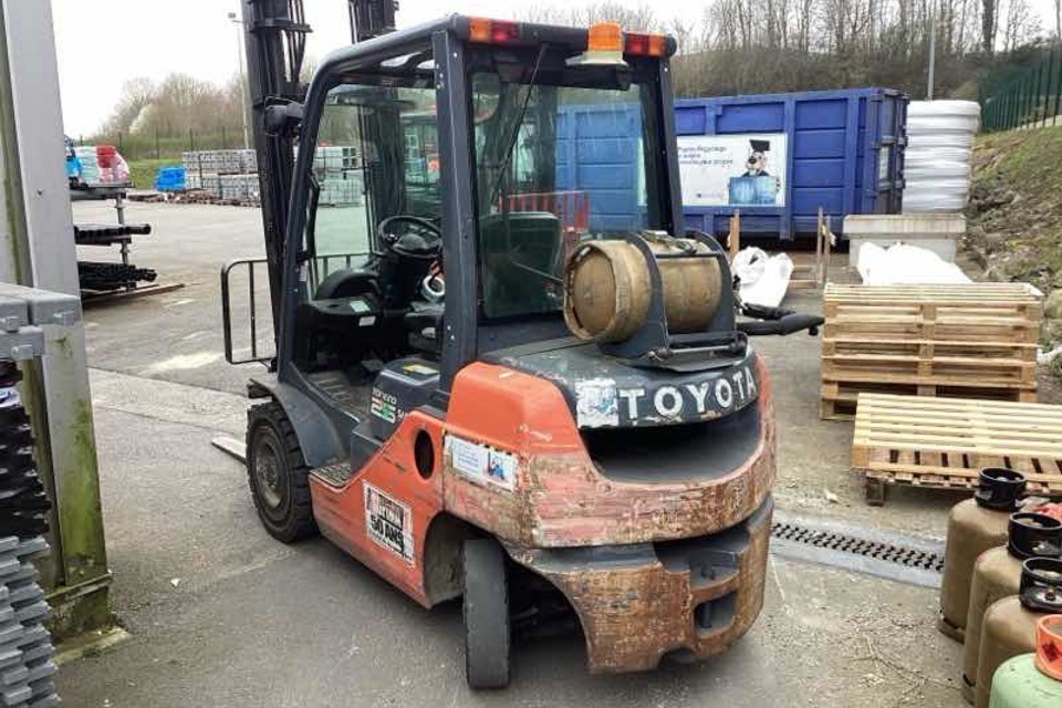 9037208 smarte 3 rear