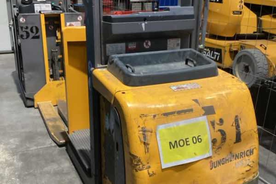 9034232 smarte 1 leftquarter