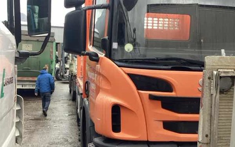 9033982 smarte 4 rightquarter