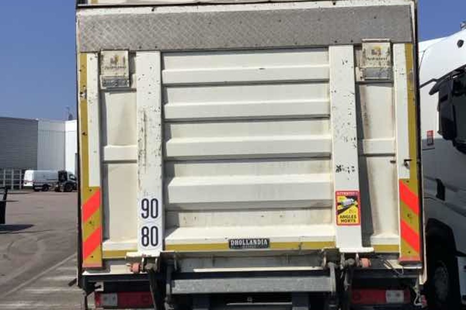 9036441 smarte 3 rear