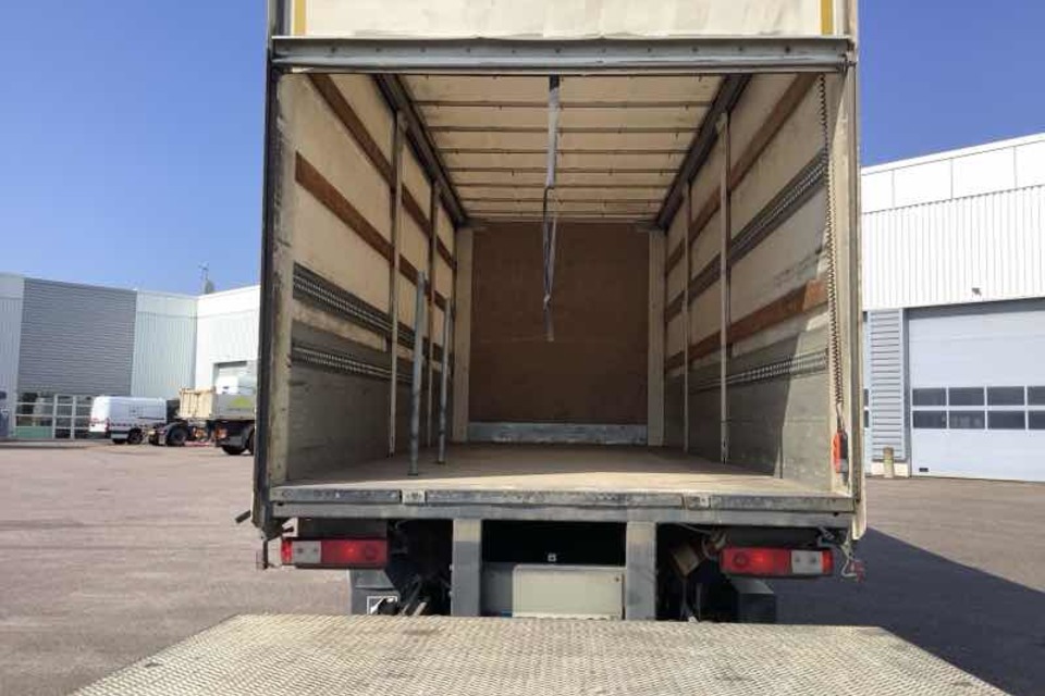 9036441 smarte 4 rightquarter