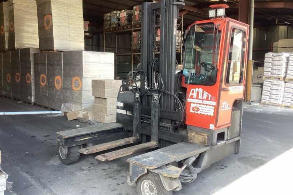 9025045 smarte 1 leftquarter