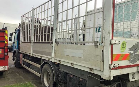 9042937 smarte 2 leftside