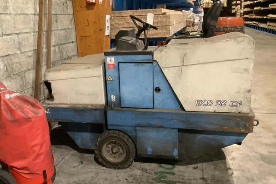 9085338 smarte 2 leftside